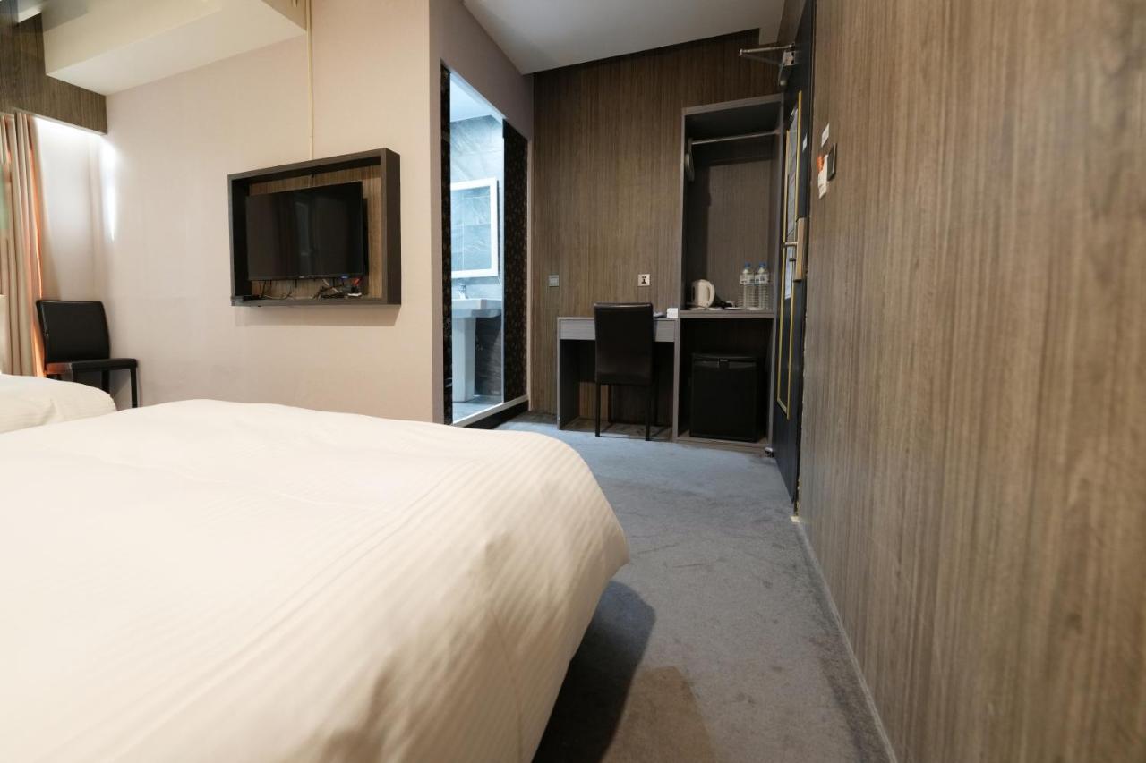 Meworld Hotel - Ximen Taipei Exterior foto